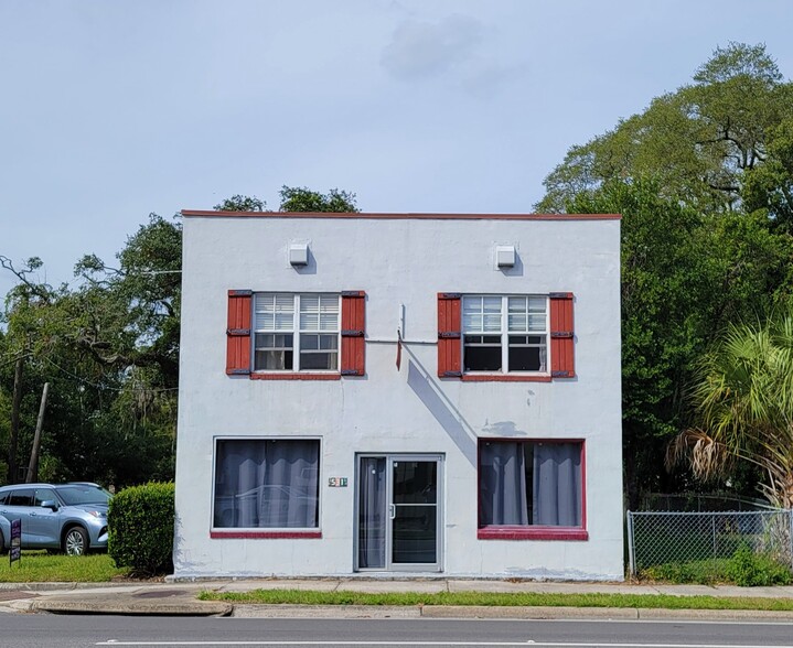 531 S 8th St, Fernandina Beach, FL à vendre - Photo du bâtiment - Image 1 de 1