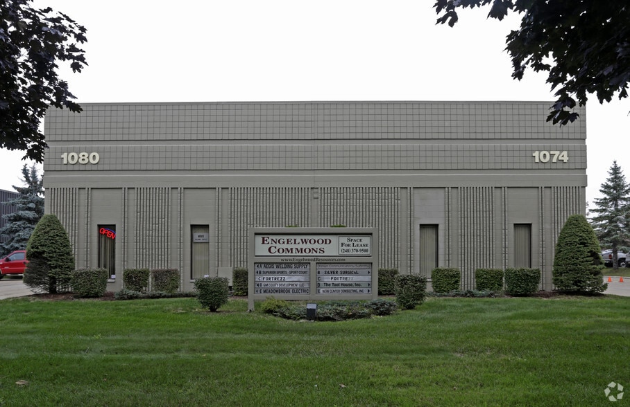 1074-1080 Centre Rd, Auburn Hills, MI à louer - Photo du bâtiment - Image 2 de 3