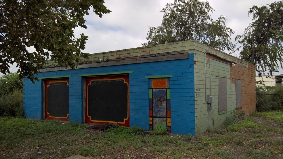 1107 Roosevelt Ave, San Antonio, TX for sale - Primary Photo - Image 1 of 2