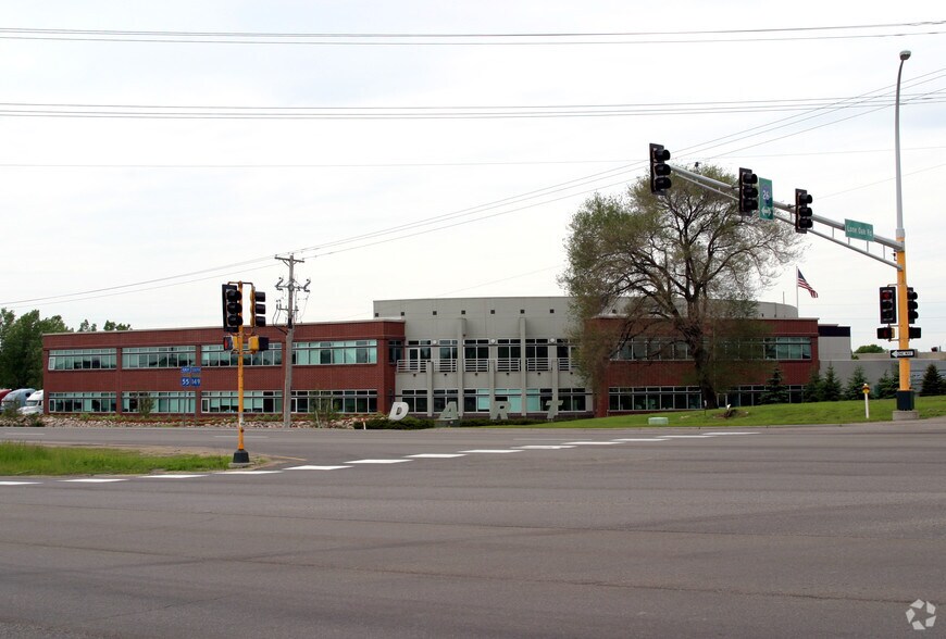 800 Lone Oak Rd, Eagan, MN for lease - Building Photo - Image 2 of 7