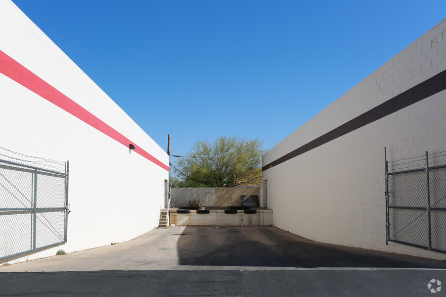 214 W Grant Rd, Tucson, AZ for lease - Building Photo - Image 2 of 3