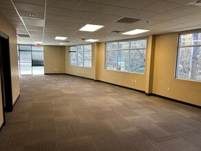 101 Forrest Crossing Blvd, Franklin, TN for lease Interior Photo- Image 2 of 4