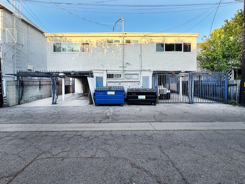 4227 Whitsett Ave, Studio City, CA à vendre - Photo du bâtiment - Image 3 de 7