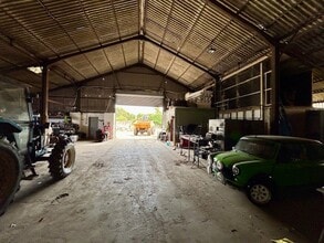 Hollow Way, Upton for lease Interior Photo- Image 2 of 2