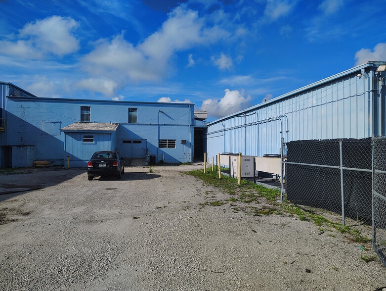 3340 Enterprise Rd, Fort Pierce, FL for sale - Building Photo - Image 3 of 20