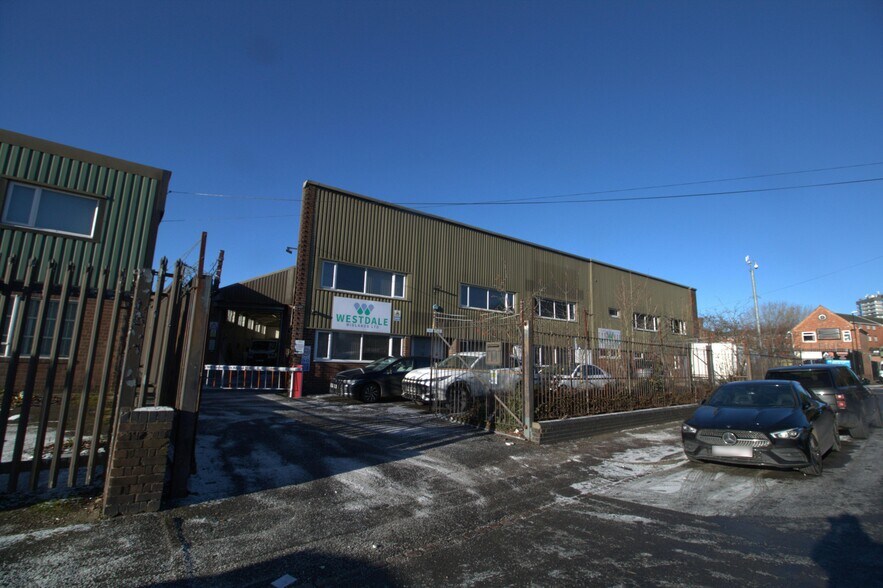 Cromwell St, Coventry à louer - Photo du bâtiment - Image 2 de 11