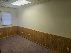 5210-5214 N Dixie Dr, Dayton, OH for lease Interior Photo- Image 2 of 5