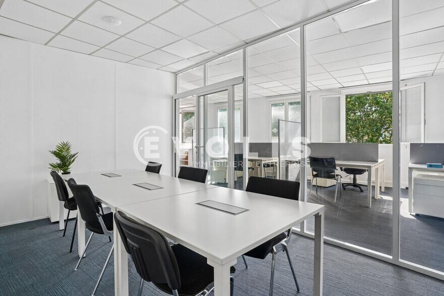 Bureau dans Montrouge à louer - Photo intérieure - Image 3 de 13