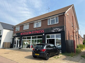 Plus de détails pour 580-584 Rayleigh Rd, Leigh-On-Sea - Vente au détail à vendre