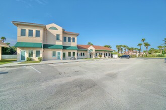 3270 Highway A1A, Melbourne Beach, FL for lease Interior Photo- Image 2 of 37