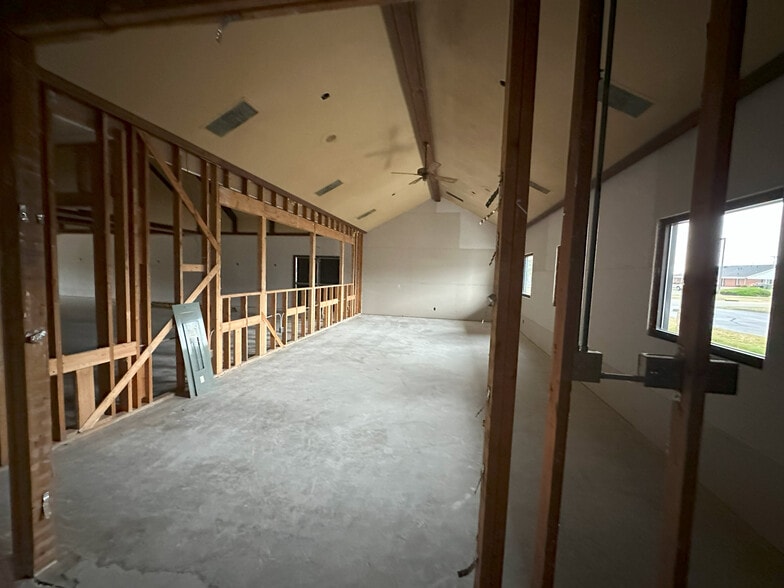 301 Kienle Dr, Piqua, OH à louer - Photo intérieure - Image 2 de 17