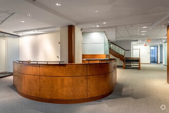 10 W Broad St, Columbus, OH for lease Interior Photo- Image 2 of 3