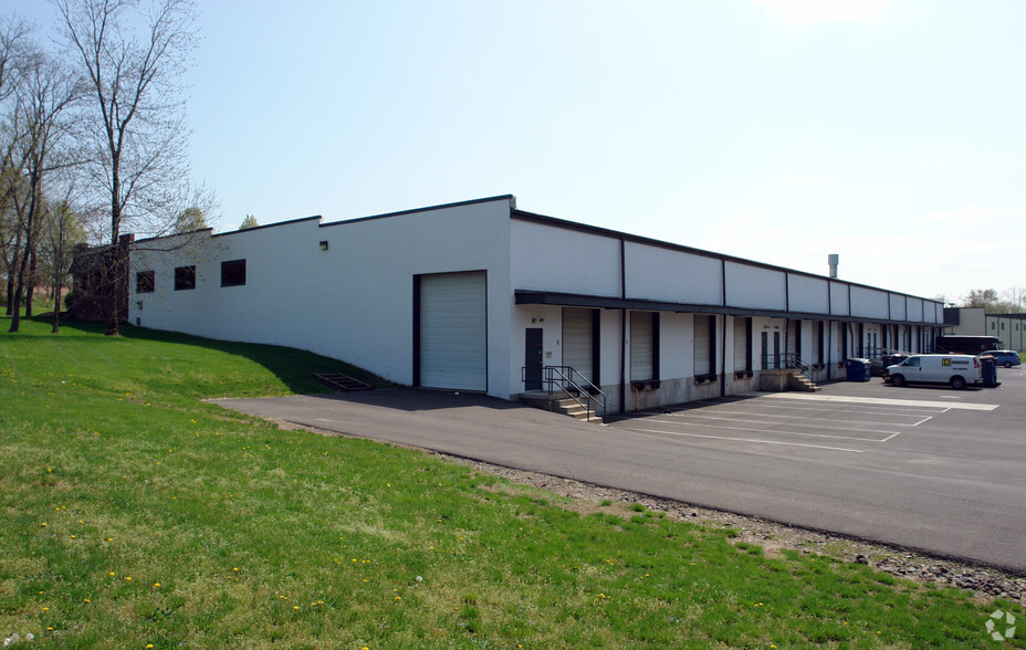 2101-2161 Potshop Ln, East Norriton, PA for lease - Building Photo - Image 2 of 10