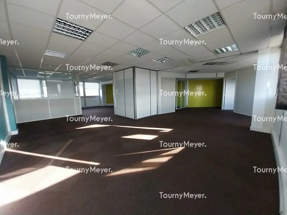 Office in Blagnac for lease Interior Photo- Image 1 of 7