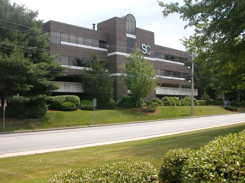 230 Second Ave, Waltham, MA for lease - Building Photo - Image 2 of 9