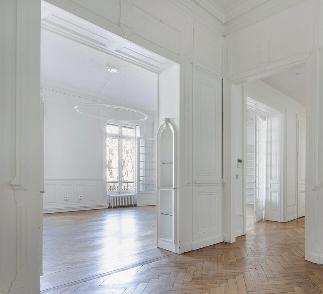 31 Rue Boissy D'Anglas, Paris à louer - Photo du bâtiment - Image 3 de 6