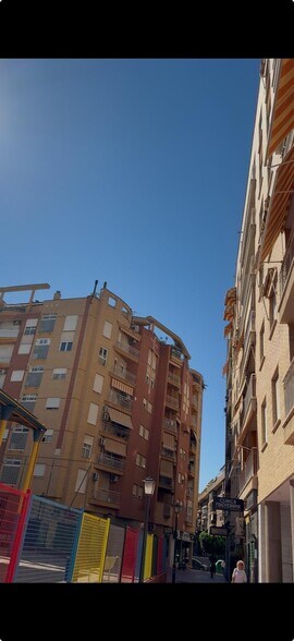 Commerce de détail dans Molina de Segura, Murcia à vendre - Photo du bâtiment - Image 2 de 16