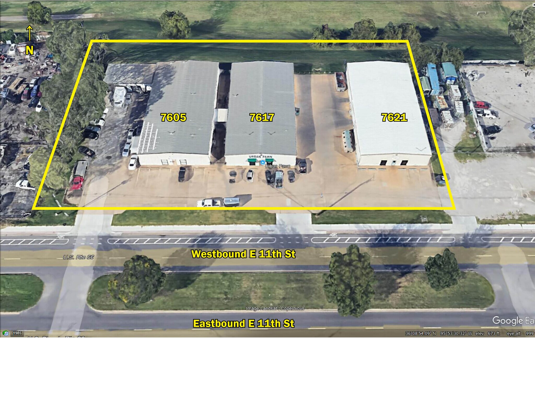 7605-7621 E 11th portefeuille de 3 propriétés à vendre sur LoopNet.ca Photo principale- Image 1 de 6