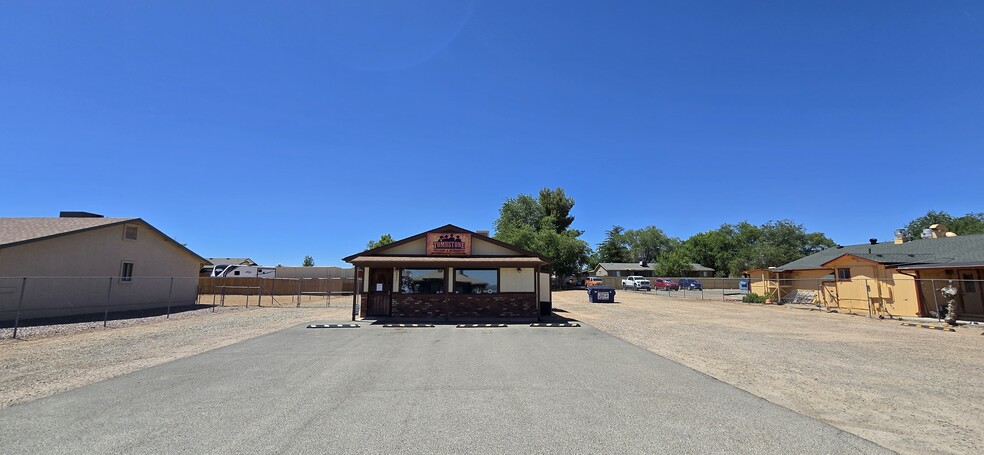437 Butterfield Rd, Chino Valley, AZ à vendre - Photo du bâtiment - Image 1 de 21