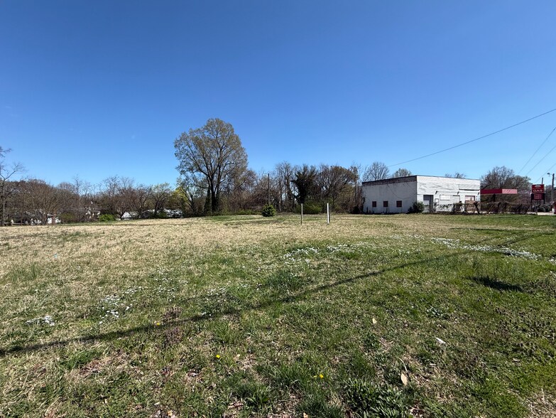 1201 Martin Luther King Jr dr, Greensboro, NC for sale - Building Photo - Image 3 of 7