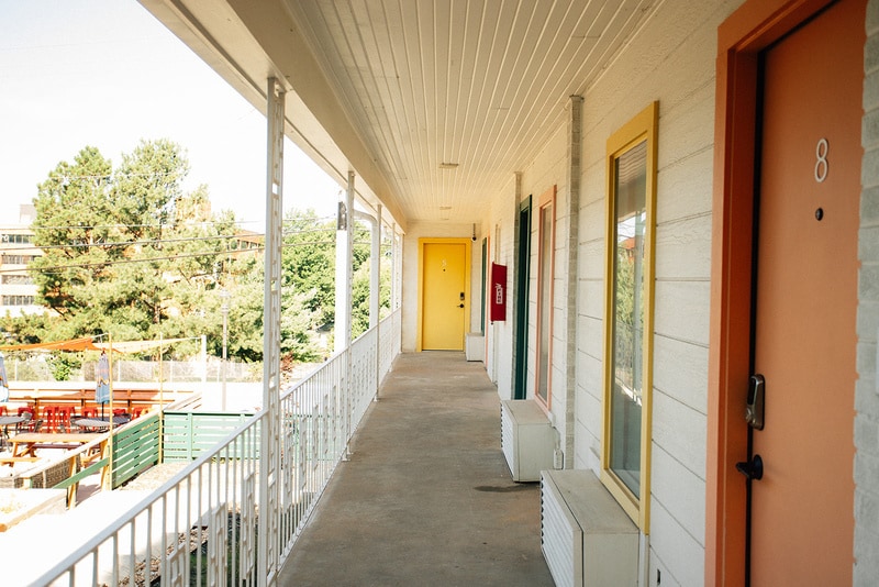 1156 N College Ave, Fayetteville, AR à vendre - Photo du bâtiment - Image 3 de 4