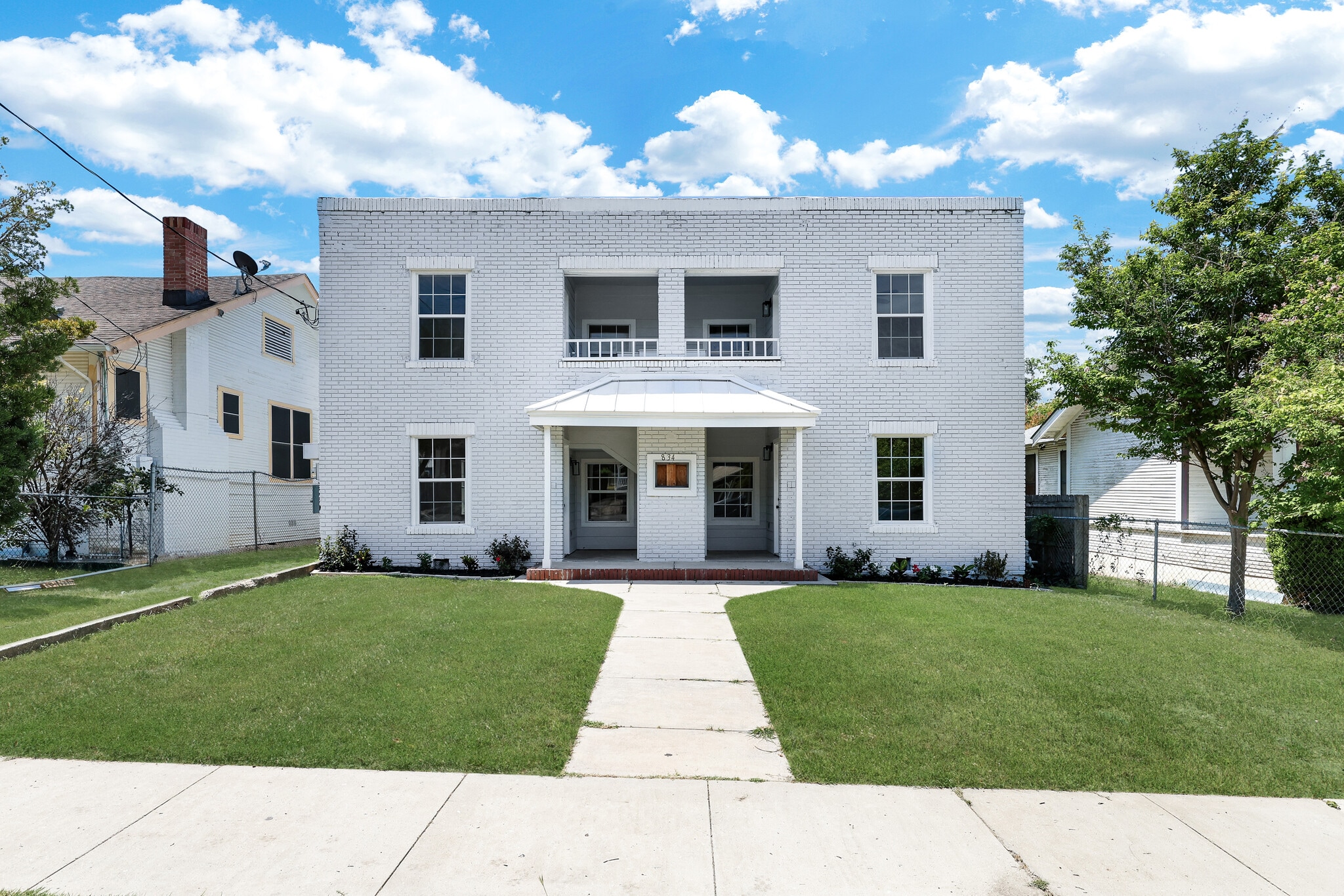 834 W Russell Pl, San Antonio, TX for sale Primary Photo- Image 1 of 45