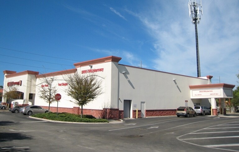 6701 N Dale Mabry Hwy, Tampa, FL à vendre - Photo du bâtiment - Image 2 de 4