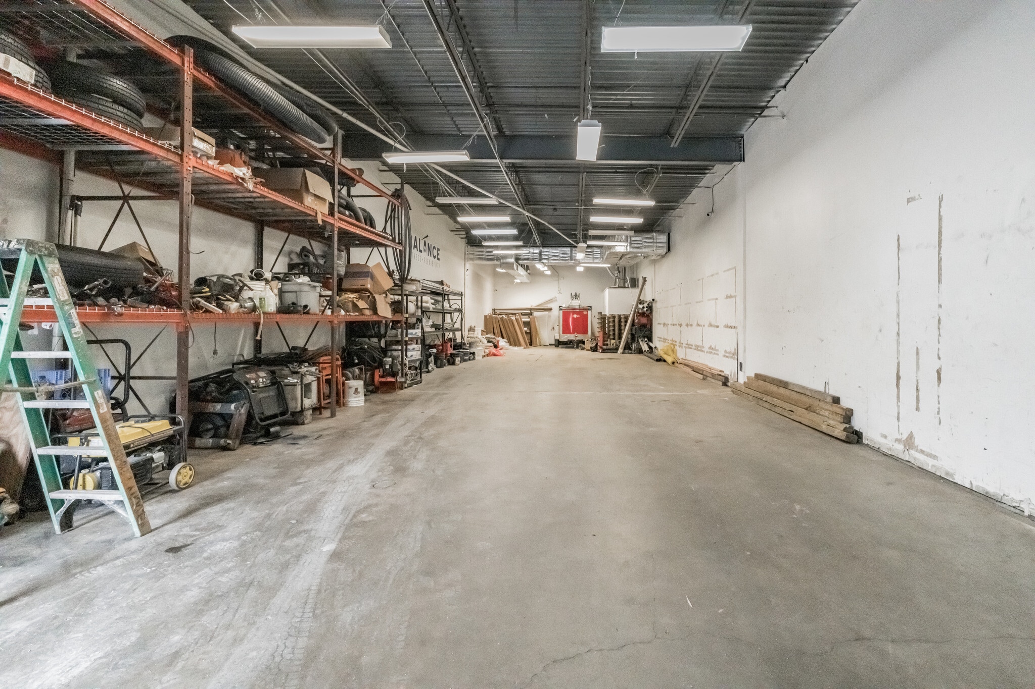 175 Commerce Dr, Hauppauge, NY for lease Interior Photo- Image 1 of 2