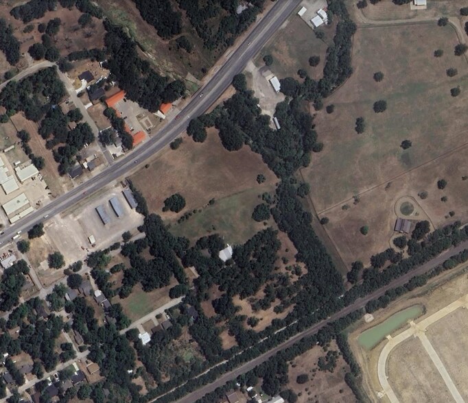 1412 Henderson St, Cleburne, TX à vendre - Photo du bâtiment - Image 3 de 4