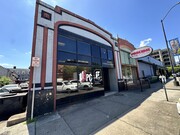 Historic Downtown Athens Office Building - Dépanneur