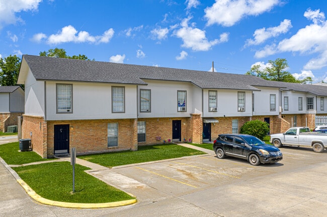 Plus de détails pour 150 Shady Arbors Cir, Houma, LA - Multi-résidentiel aux enchères