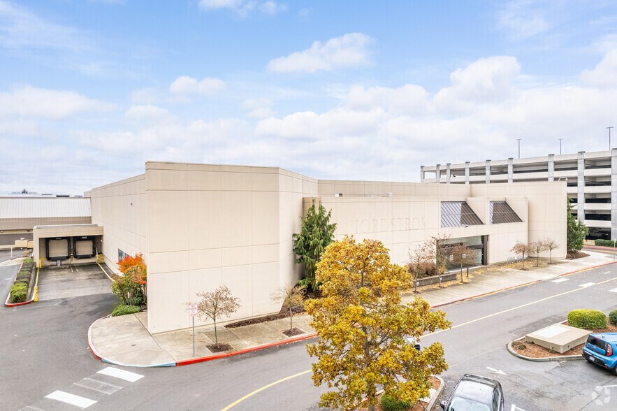 11900 SE 82nd Ave, Happy Valley, OR à louer - Photo du bâtiment - Image 2 de 5