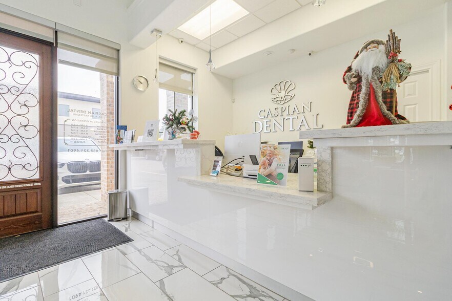 410 Park Grove Dr, Katy, TX à louer - Photo principale - Image 2 de 20