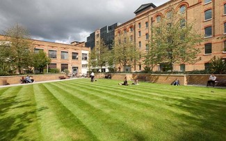 Plus de détails pour Avonmore Rd, London - Bureau à louer