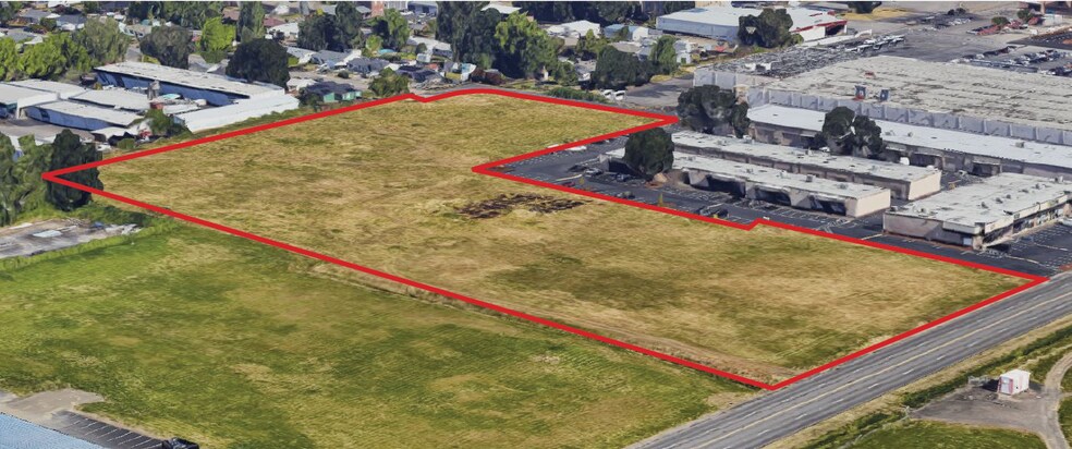 25th Street Industrial Park portefeuille de 2 propriétés à vendre sur LoopNet.ca - Photo du bâtiment - Image 3 de 3