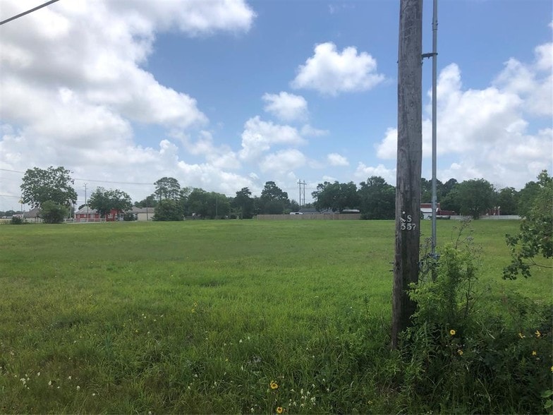 4101 Kirby Dr, La Marque, TX à louer - Photo du bâtiment - Image 2 de 10