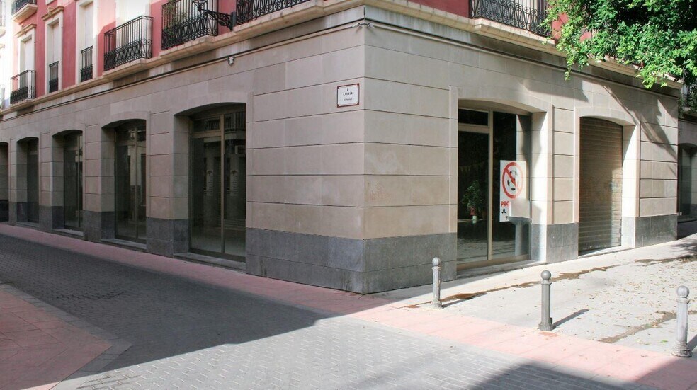 Commerce de détail dans Elche, Alicante à louer - Photo du bâtiment - Image 1 de 1