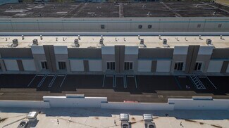 Plus de détails pour 1690 NW 108th Ave, Miami, FL - Industriel à louer