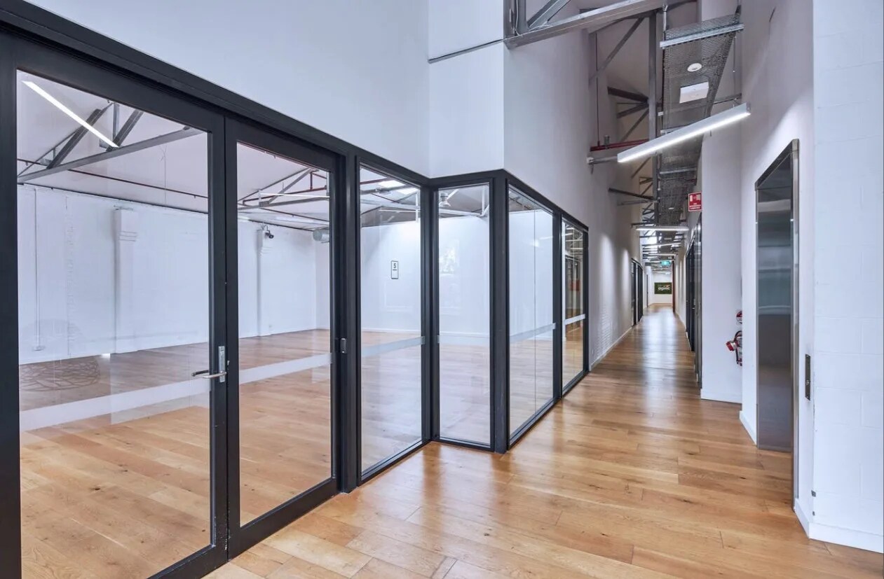 24-30 Wellington St, Waterloo for lease Interior Photo- Image 1 of 6
