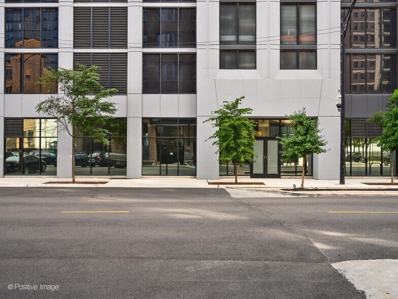 435 W Erie St, Chicago, IL à vendre - Photo du bâtiment - Image 2 de 44