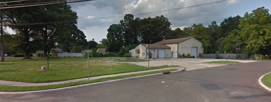 605 Stiles Ave, Maple Shade Township, NJ à vendre - Photo du bâtiment - Image 3 de 8