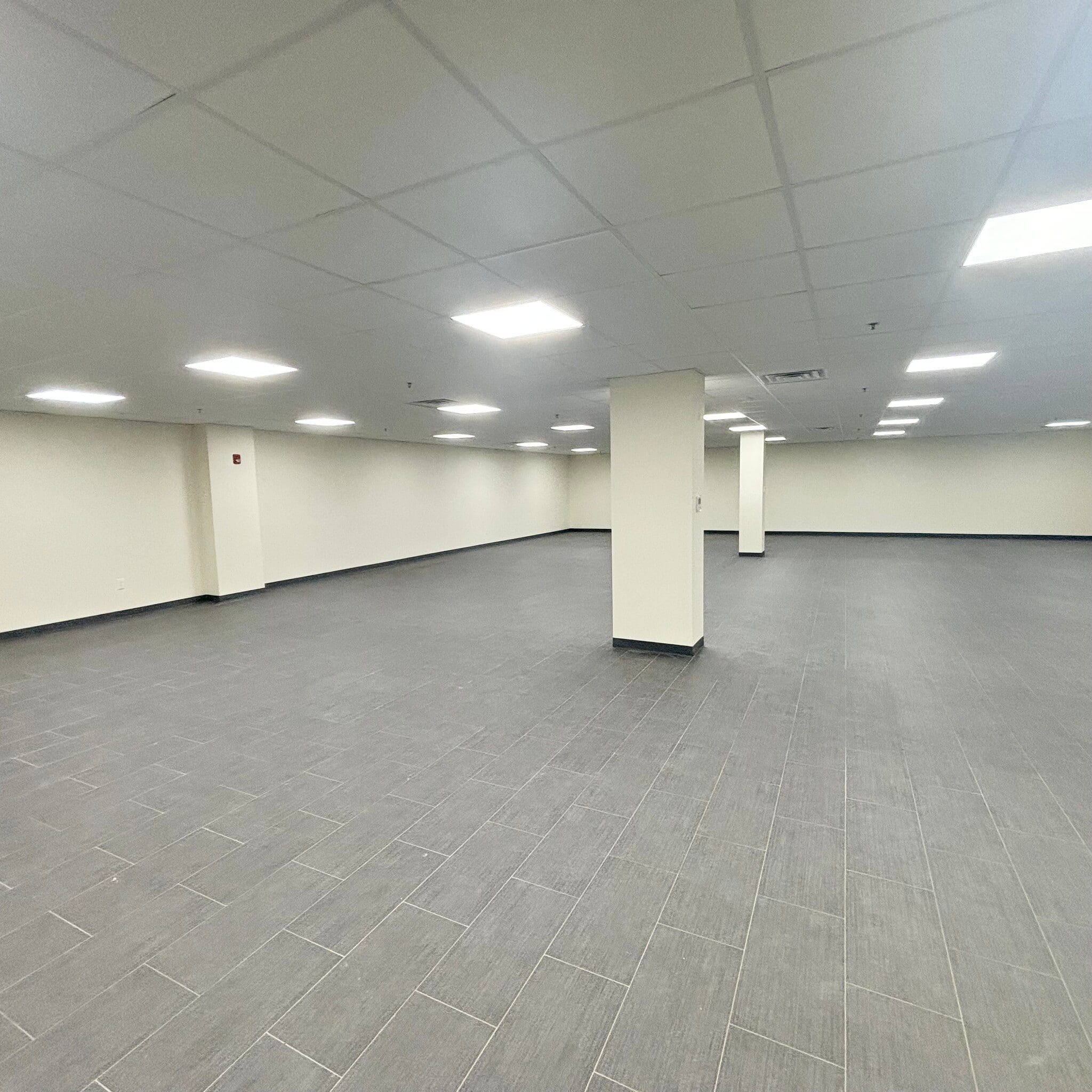 2631 3rd St, Astoria, NY for lease Interior Photo- Image 1 of 10