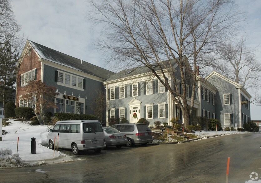 10 Maple St, Middleton, MA à louer - Photo du bâtiment - Image 3 de 35