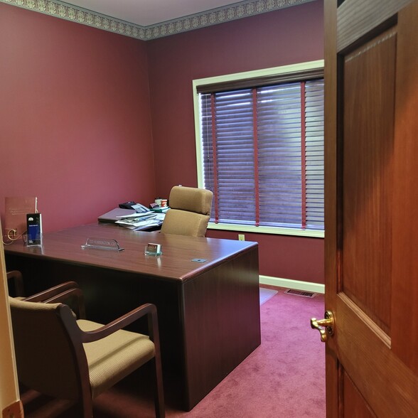 188 Fries Mill Rd, Turnersville, NJ for lease - Interior Photo - Image 2 of 4