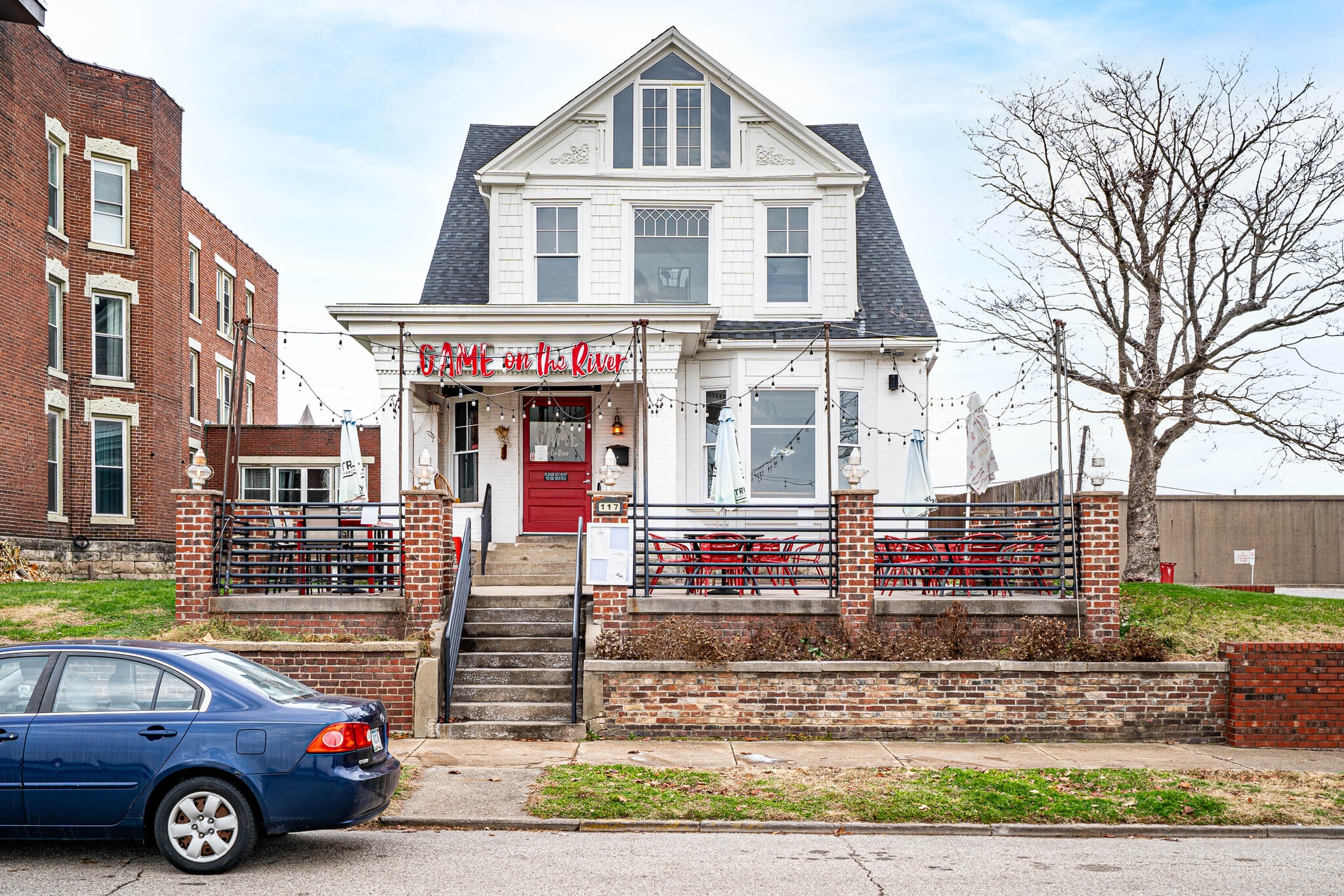 117 E Riverside Dr, Jeffersonville, IN for lease Interior Photo- Image 1 of 20