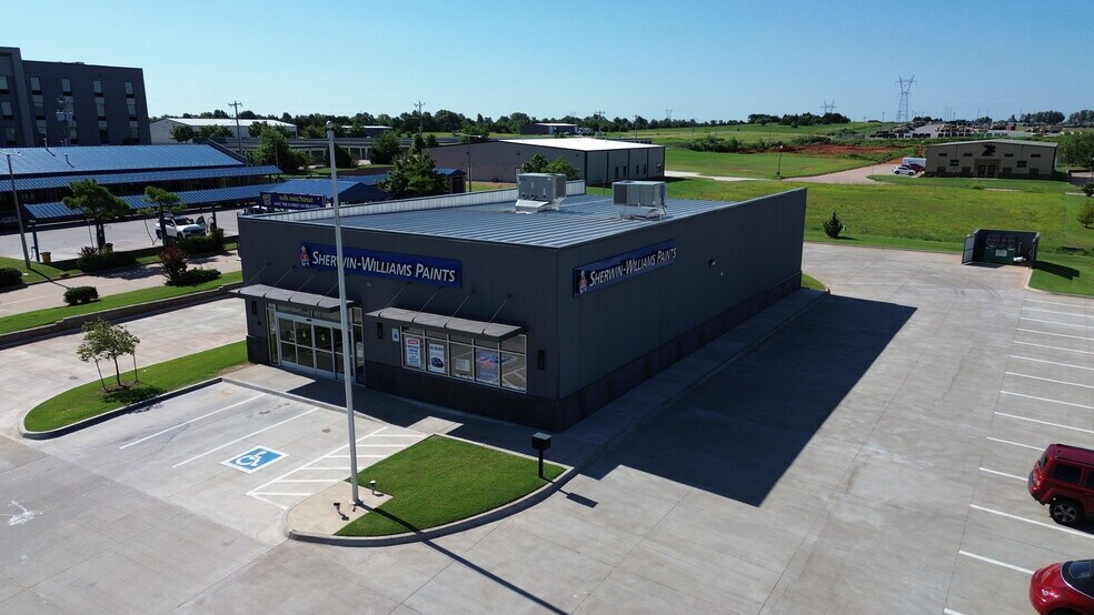 1260 E State Hwy 152, Mustang, OK à vendre - Photo du bâtiment - Image 2 de 7