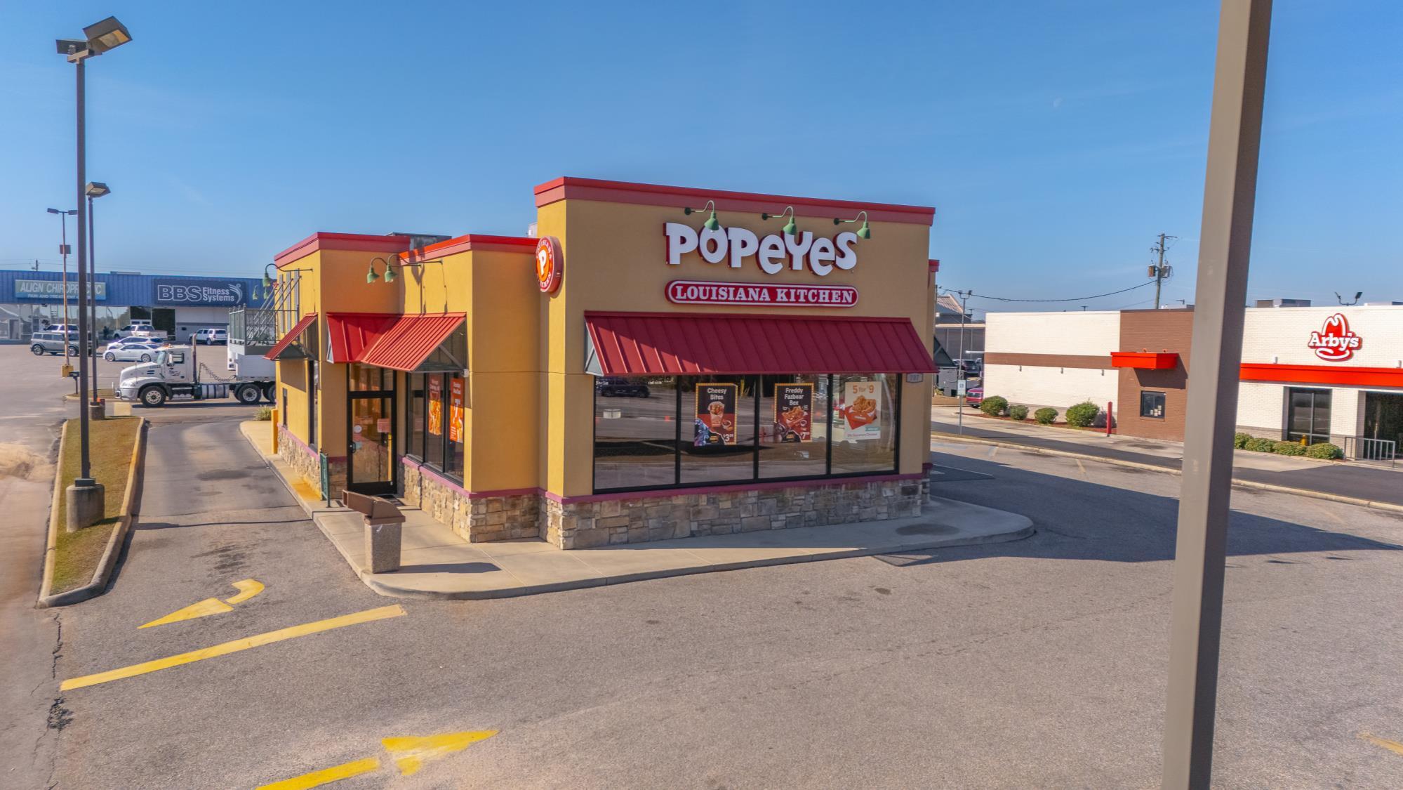 1110 Boll Weeveil Cir, Enterprise, AL à vendre Photo principale- Image 1 de 4