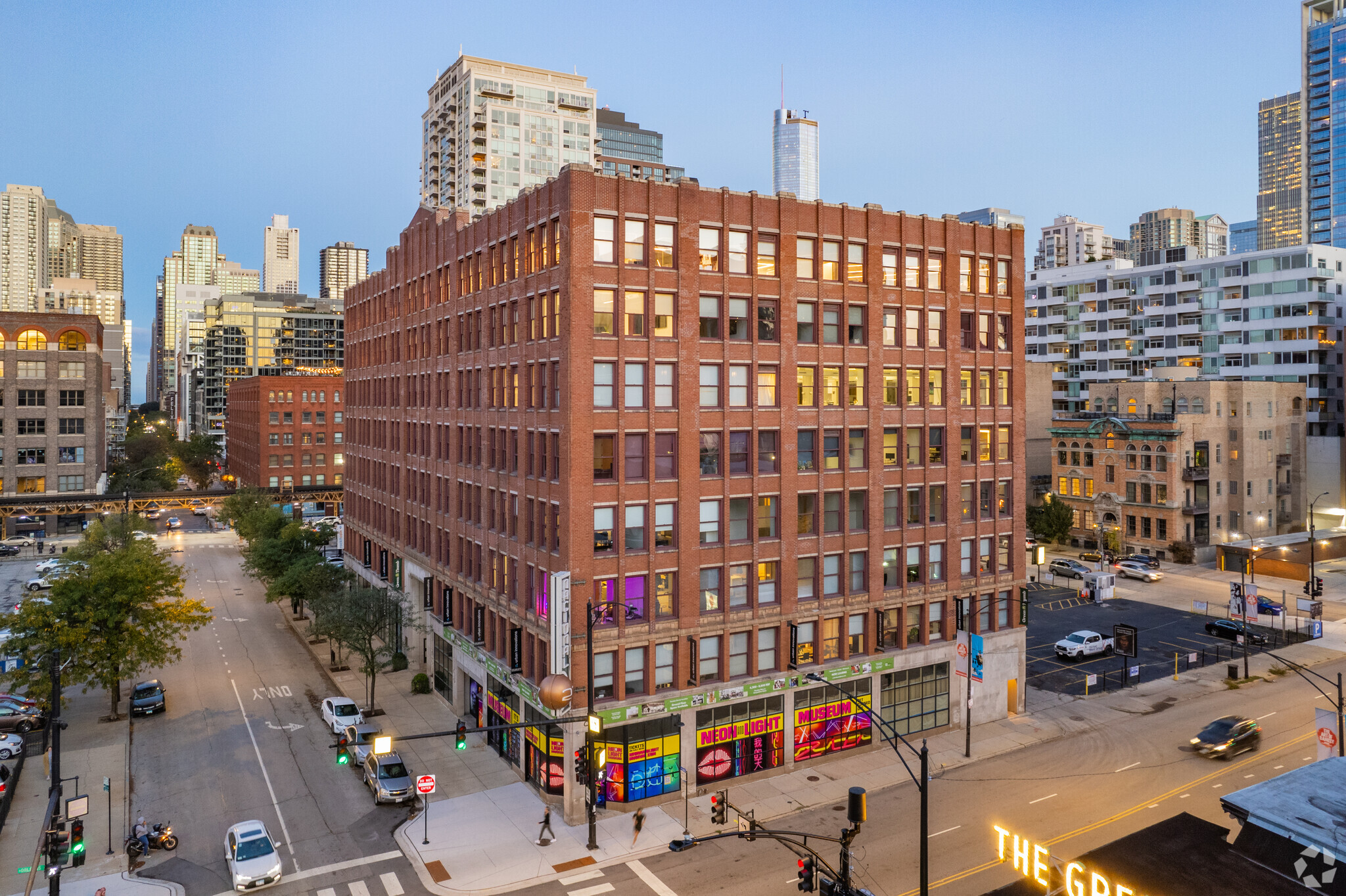 325 W Huron St, Chicago, IL for lease Building Photo- Image 1 of 5