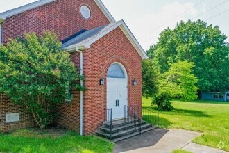 830 Church St, Kings Mountain, NC à louer Photo du bâtiment- Image 2 de 45