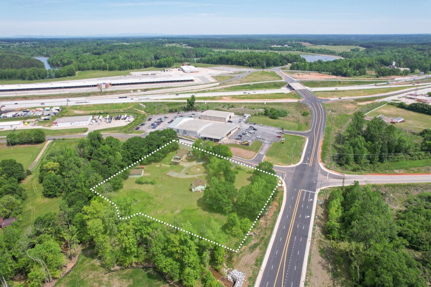 346 Matthew Rd, Gaffney, SC for sale - Building Photo - Image 1 of 4